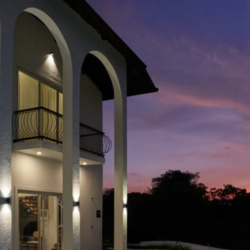 villa-booking-online-scaled-1